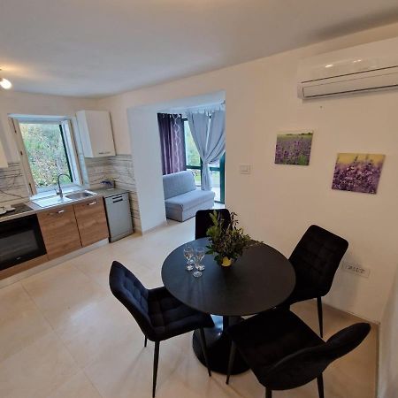 Lavanda Apartman 1 ツレス エクステリア 写真